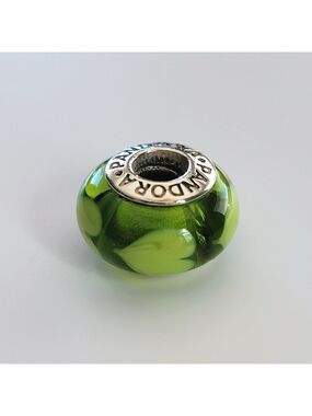 Pandora Murano Green Hearts Charm #2580
